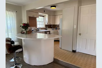 5100 N Idlewild Ave, Whitefish Bay, WI 53217 - Photo 11