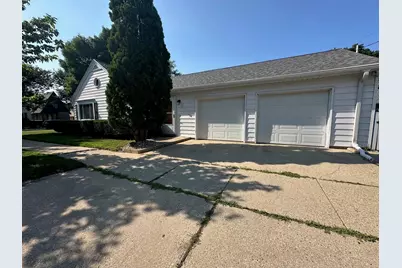 5100 N Idlewild Ave, Whitefish Bay, WI 53217 - Photo 29