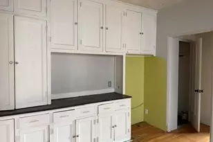 3272 N Holton St, Milwaukee, WI 53212 - Photo 11