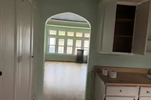 3272 N Holton St, Milwaukee, WI 53212 - Photo 5