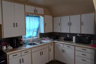 124 E Merrill Ave, Fond du Lac, WI 54935 - Photo 5