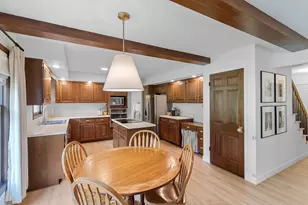 3511 Wildwood Dr, Manitowoc, WI 54220 - Photo 15