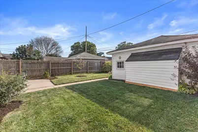 2020  Deane Blvd, Racine, WI 53403 - Photo 17