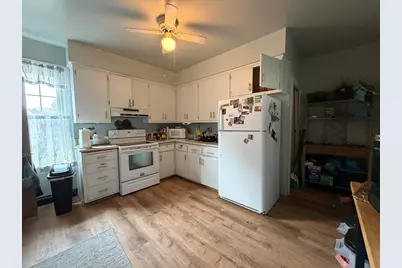 2012  Geele Ave, Sheboygan, WI 53083 - Photo 3
