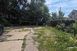 1433 W National Ave, Milwaukee, WI 53204 - Photo 33