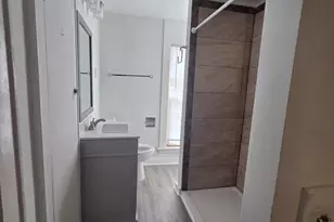 1433 W National Ave, Milwaukee, WI 53204 - Photo 17