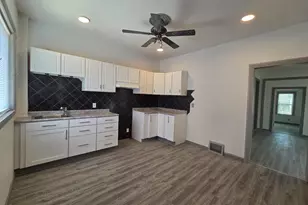 1433 W National Ave, Milwaukee, WI 53204 - Photo 13