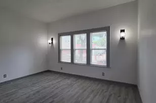 1433 W National Ave, Milwaukee, WI 53204 - Photo 7