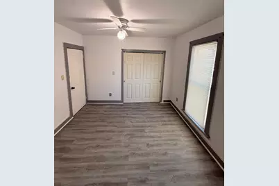1433 W National Ave, Milwaukee, WI 53204 - Photo 5