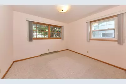 2017  Chestnut St, West Bend, WI 53095 - Photo 15