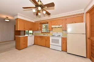 2017 Chestnut St, West Bend, WI 53095 - Photo 7