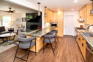 2545 Brookside Ln, Brookfield, WI 53005 - Photo 9