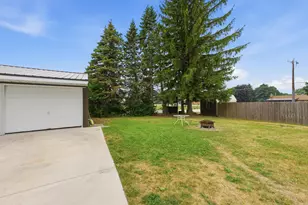 811 Dreifuerst Rd, Plymouth, WI 53073 - Photo 29