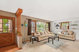 5558 W Donna Dr, Brown Deer, WI 53223 - Photo 5