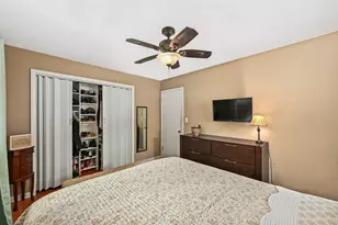 5558 W Donna Dr, Brown Deer, WI 53223 - Photo 15
