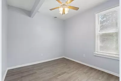1401  Manitoba Ave, South Milwaukee, WI 53172 - Photo 11