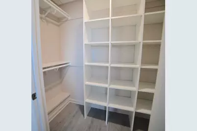1410 E Capitol Dr #2, Shorewood, WI 53211 - Photo 11