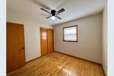 5905 N 66th St #Lower, Milwaukee, WI 53218 - Photo 9