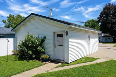 320 N Wacouta Ave, Prairie Du Chien, WI 53821 - Photo 33