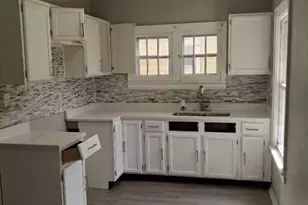 5553 N 32nd St, Milwaukee, WI 53209 - Photo 3