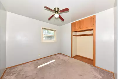 8935 N Navajo Rd, Bayside, WI 53217 - Photo 25
