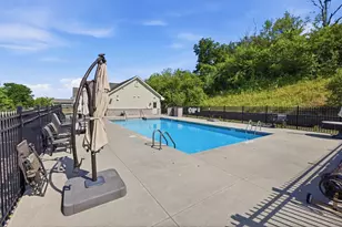173 N Lapham St, Oconomowoc, WI 53066 - Photo 21
