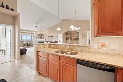 173 N Lapham St #306, Oconomowoc, WI 53066 - Photo 9