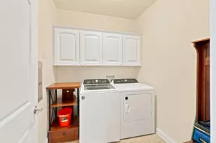173 N Lapham St, Oconomowoc, WI 53066 - Photo 19