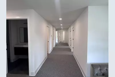6714A W Mequon Rd, Mequon, WI 53092 - Photo 7
