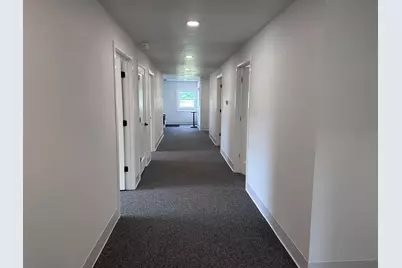 6714A W Mequon Rd, Mequon, WI 53092 - Photo 9