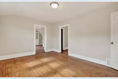 3529 N 11th St, Milwaukee, WI 53206 - Photo 31