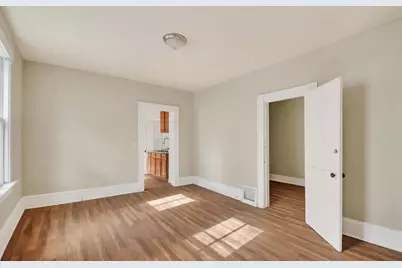 3529 N 11th St, Milwaukee, WI 53206 - Photo 11
