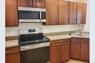 2333 W Cumberland Ct, Mequon, WI 53092 - Photo 9