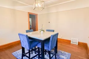 2359 N 56th St, Milwaukee, WI 53210 - Photo 9