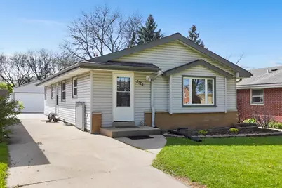 2125 N 113th St, Wauwatosa, WI 53226 - Photo 1