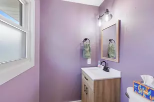 2125 N 113th St, Wauwatosa, WI 53226 - Photo 15