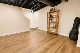 4646 N 72nd St, Milwaukee, WI 53218 - Photo 17