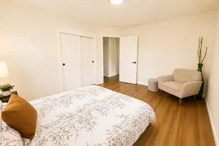 4646 N 72nd St, Milwaukee, WI 53218 - Photo 11
