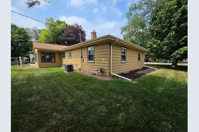 14345  Hyland Dr, Brookfield, WI 53005 - Photo 67