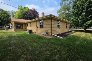 14345 Hyland Dr, Brookfield, WI 53005 - Photo 67