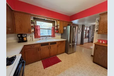 14345  Hyland Dr, Brookfield, WI 53005 - Photo 37
