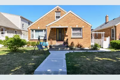 3342 S 26th St, Milwaukee, WI 53215 - Photo 1
