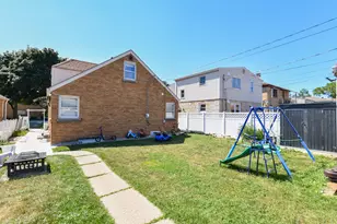 3342 S 26th St, Milwaukee, WI 53215 - Photo 5