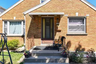 3342 S 26th St, Milwaukee, WI 53215 - Photo 3