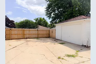 6611 S 19th St, Milwaukee, WI 53221 - Photo 5