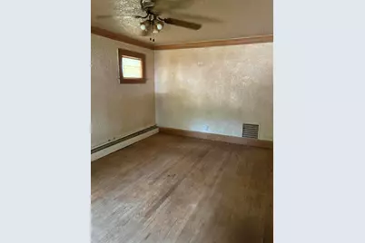 6608 N 54th St, Milwaukee, WI 53223 - Photo 17