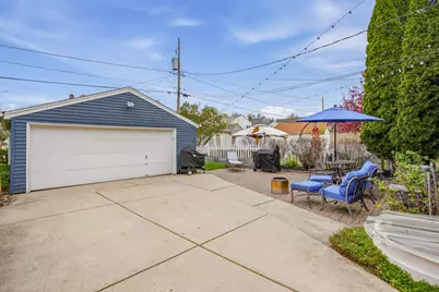 2011 N 85th St, Wauwatosa, WI 53226 - Photo 17