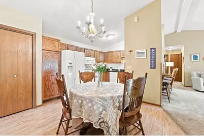 820  Devonshire Ln #C, West Bend, WI 53090 - Photo 9