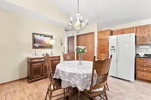 820 Devonshire Ln, West Bend, WI 53090 - Photo 15