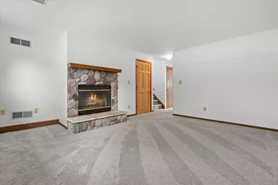 3731 E Puetz Rd, Oak Creek, WI 53154 - Photo 25